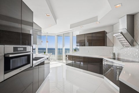 Copropriété à vendre à Lauderdale-by-the-Sea, Floride: 3 chambres, 297.29 m2 № 1974160 - photo 5