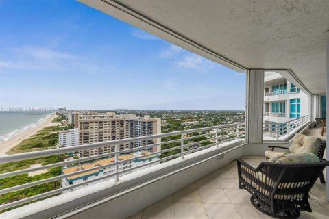 Copropriété à vendre à Lauderdale-by-the-Sea, Floride: 3 chambres, 297.29 m2 № 1974160 - photo 23