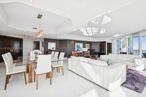 Copropriété à vendre à Lauderdale-by-the-Sea, Floride: 3 chambres, 297.29 m2 № 1974160 - photo 3