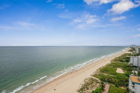 Copropriété à vendre à Lauderdale-by-the-Sea, Floride: 3 chambres, 297.29 m2 № 1974160 - photo 24