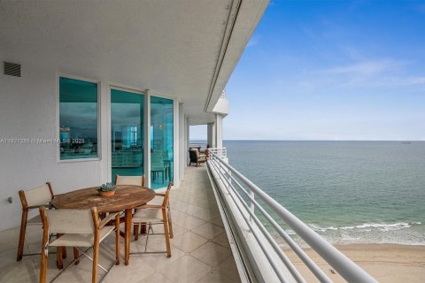 Copropriété à vendre à Lauderdale-by-the-Sea, Floride: 3 chambres, 297.29 m2 № 1974160 - photo 21