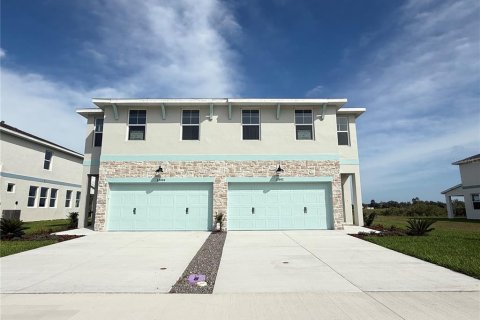 House in Hudson, Florida 3 bedrooms, 166.67 sq.m. № 2216478
