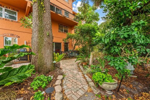 Condominio en venta en Fort Lauderdale, Florida, 3 dormitorios, 138.98 m2 № 1992941 - foto 7