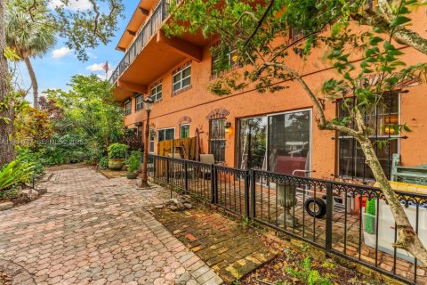 Condominio en venta en Fort Lauderdale, Florida, 3 dormitorios, 138.98 m2 № 1992941 - foto 6
