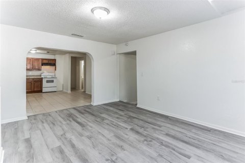 Villa ou maison à vendre à Jacksonville, Floride: 3 chambres, 113.34 m2 № 1559775 - photo 4