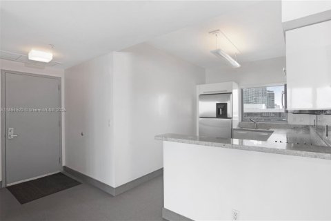 Copropriété à louer à Miami, Floride: 2 chambres, 107.58 m2 № 1874857 - photo 5