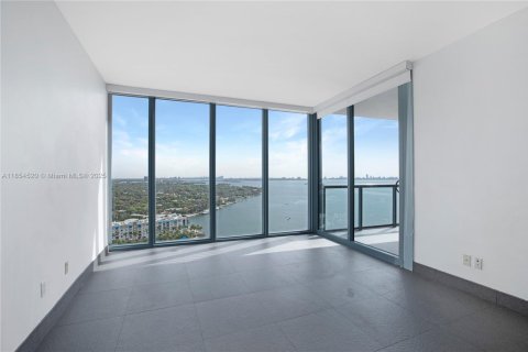 Copropriété à louer à Miami, Floride: 2 chambres, 107.58 m2 № 1874857 - photo 8