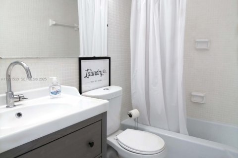 Снять в аренду кондоминиум в Холливуд, Флорида 44.04м2, № 1990449 - фото 8