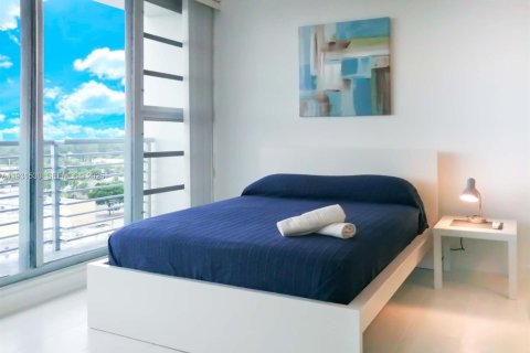 Снять в аренду кондоминиум в Холливуд, Флорида 44.04м2, № 1990449 - фото 10