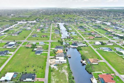 Купить земельный участок в Кейп-Корал, Флорида № 2022465 - фото 24