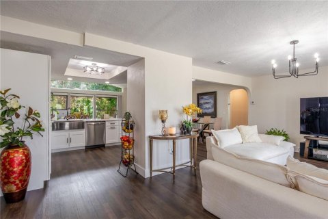 Casa en venta en New Port Richey, Florida, 3 dormitorios, 159.23 m2 № 2166366 - foto 12