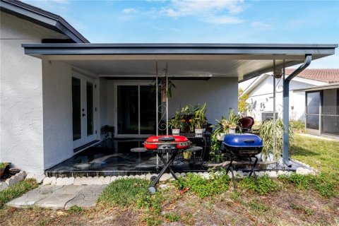 Casa en venta en New Port Richey, Florida, 3 dormitorios, 159.23 m2 № 2166366 - foto 4