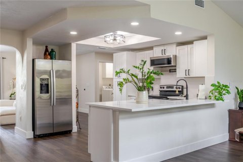 Casa en venta en New Port Richey, Florida, 3 dormitorios, 159.23 m2 № 2166366 - foto 24