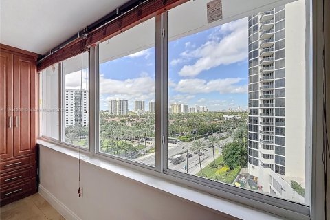 Copropriété à vendre à Sunny Isles Beach, Floride: 33.44 m2 № 1955748 - photo 14