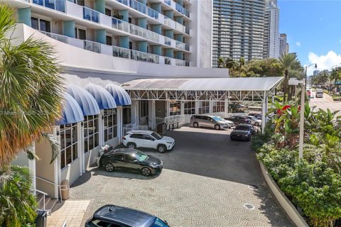 Copropriété à vendre à Sunny Isles Beach, Floride: 33.44 m2 № 1955748 - photo 3