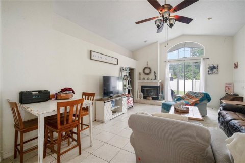 House in Wesley Chapel, Florida 5 bedrooms, 163.14 sq.m. № 1838317 - photo 8