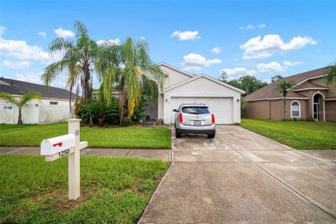 House in Wesley Chapel, Florida 5 bedrooms, 163.14 sq.m. № 1838317 - photo 1