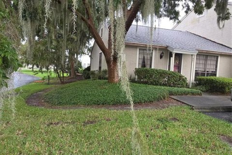 Condominio en venta en Ocala, Florida, 2 dormitorios, 91.04 m2 № 1899462 - foto 1