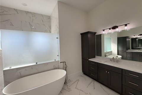 Villa ou maison à vendre à Apopka, Floride: 4 chambres, 241.92 m2 № 1543199 - photo 16