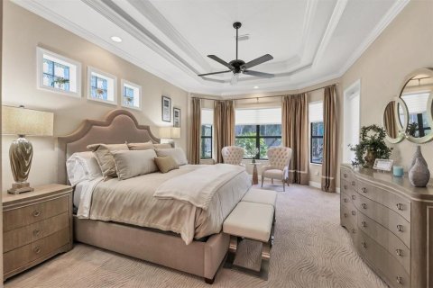 House in Sarasota, Florida 5 bedrooms, 342.44 sq.m. № 1901400 - photo 21