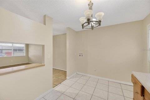 Immobilier commercial à vendre à Largo, Floride: 6 chambres, 225.75 m2 № 2313406 - photo 18