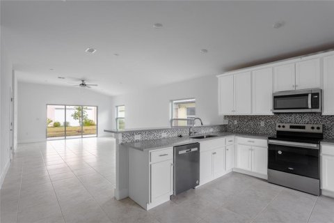 Casa en venta en Port Charlotte, Florida, 3 dormitorios, 140.38 m2 № 1558169 - foto 3