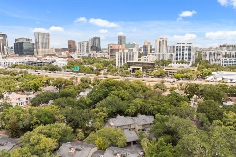 Condo in Orlando, Florida, 3 bedrooms № 2222502 - photo 30