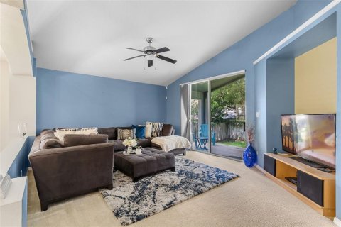 Villa ou maison à vendre à Apopka, Floride: 3 chambres, 167.04 m2 № 1900066 - photo 3