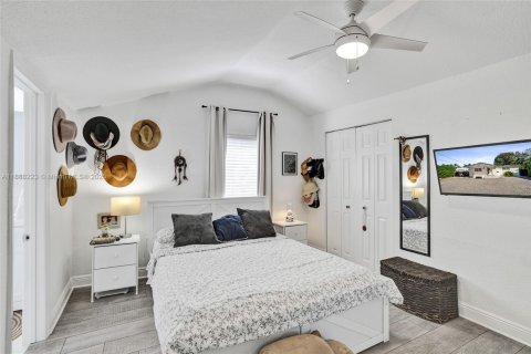 Купить виллу или дом в Майами, Флорида 3 спальни, 112.41м2, № 1942396 - фото 11