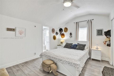 Купить виллу или дом в Майами, Флорида 3 спальни, 112.41м2, № 1942396 - фото 10