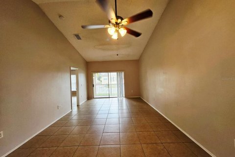 Condominio en alquiler en Orlando, Florida, 3 dormitorios, 107.95 m2 № 1911609 - foto 8
