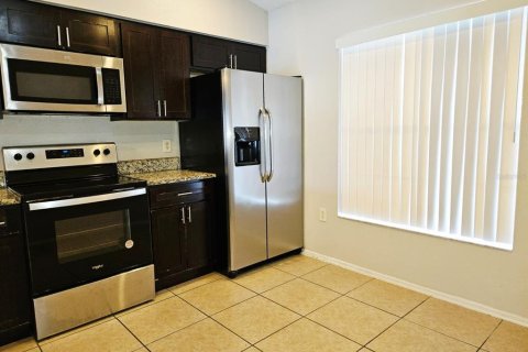 Condominio en alquiler en Orlando, Florida, 3 dormitorios, 107.95 m2 № 1911609 - foto 6