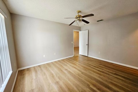 Condominio en alquiler en Orlando, Florida, 3 dormitorios, 107.95 m2 № 1911609 - foto 14