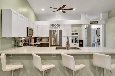 Casa en venta en Port St. Lucie, Florida, 3 dormitorios, 170.01 m2 № 2001866 - foto 7