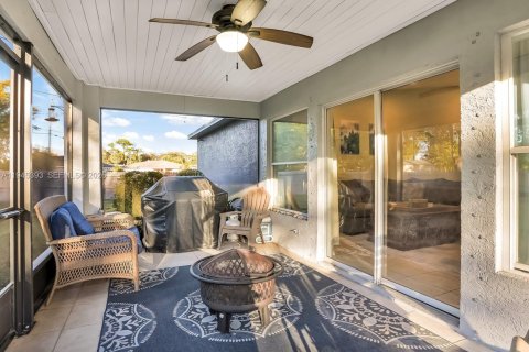 Casa en venta en Port St. Lucie, Florida, 3 dormitorios, 170.01 m2 № 2001866 - foto 28