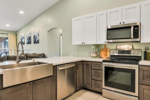 Casa en venta en Port St. Lucie, Florida, 3 dormitorios, 170.01 m2 № 2001866 - foto 6