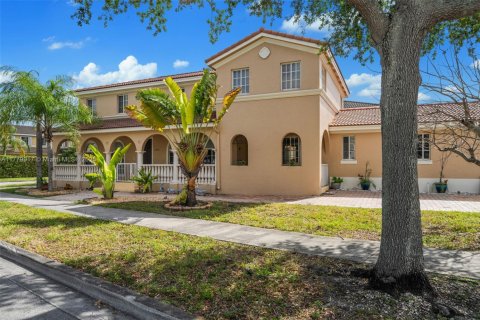 House in Homestead, Florida 4 bedrooms, 260.03 sq.m. № 1714726 - photo 4