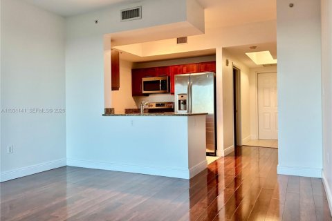 Снять в аренду кондоминиум в Майами, Флорида 1 спальня, 78.22м2, № 1999859 - фото 5