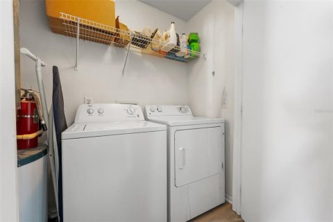 Copropriété à vendre à Gainesville, Floride: 4 chambres, 109.35 m2 № 2103167 - photo 10