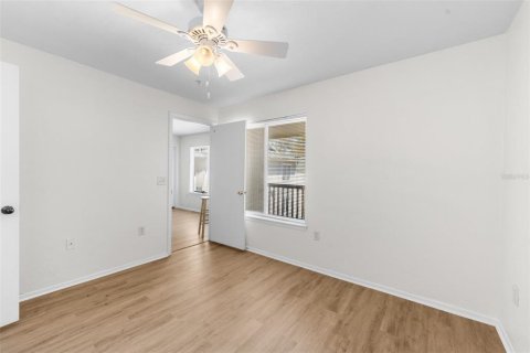Copropriété à vendre à Gainesville, Floride: 4 chambres, 109.35 m2 № 2103167 - photo 16