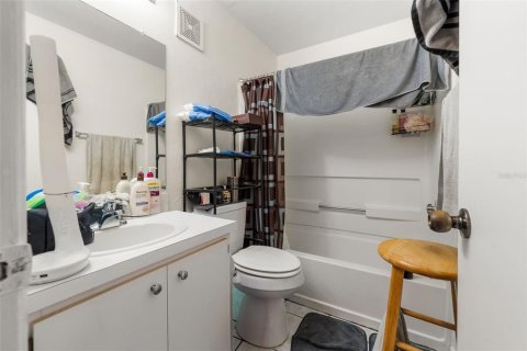 Copropriété à vendre à Gainesville, Floride: 4 chambres, 109.35 m2 № 2103167 - photo 25