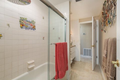 House in Tarpon Springs, Florida 2 bedrooms, 96.71 sq.m. № 1832889 - photo 25
