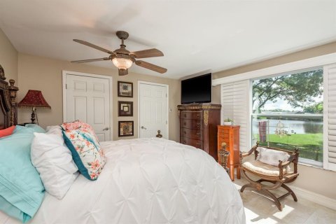House in Tarpon Springs, Florida 2 bedrooms, 96.71 sq.m. № 1832889 - photo 21