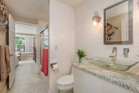 House in Tarpon Springs, Florida 2 bedrooms, 96.71 sq.m. № 1832889 - photo 26