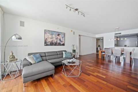 Condo in Aventura, Florida, 2 bedrooms  № 1741330 - photo 15