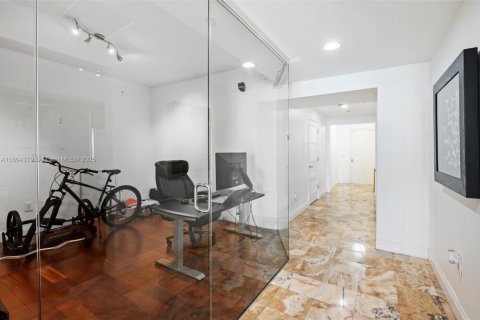 Condo in Aventura, Florida, 2 bedrooms  № 1741330 - photo 7