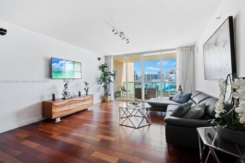 Condo in Aventura, Florida, 2 bedrooms  № 1741330 - photo 12