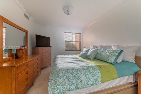 Copropriété à vendre à Doral, Floride: 2 chambres, 103.59 m2 № 2060692 - photo 23