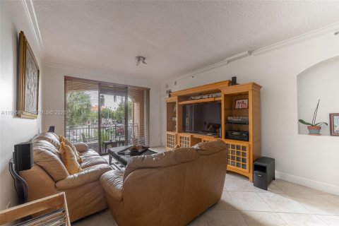 Copropriété à vendre à Doral, Floride: 2 chambres, 103.59 m2 № 2060692 - photo 5