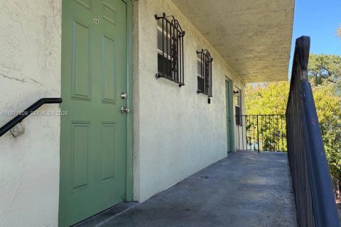 Casa en alquiler en Fort Lauderdale, Florida, 3 dormitorios, 95.32 m2 № 2032324 - foto 15